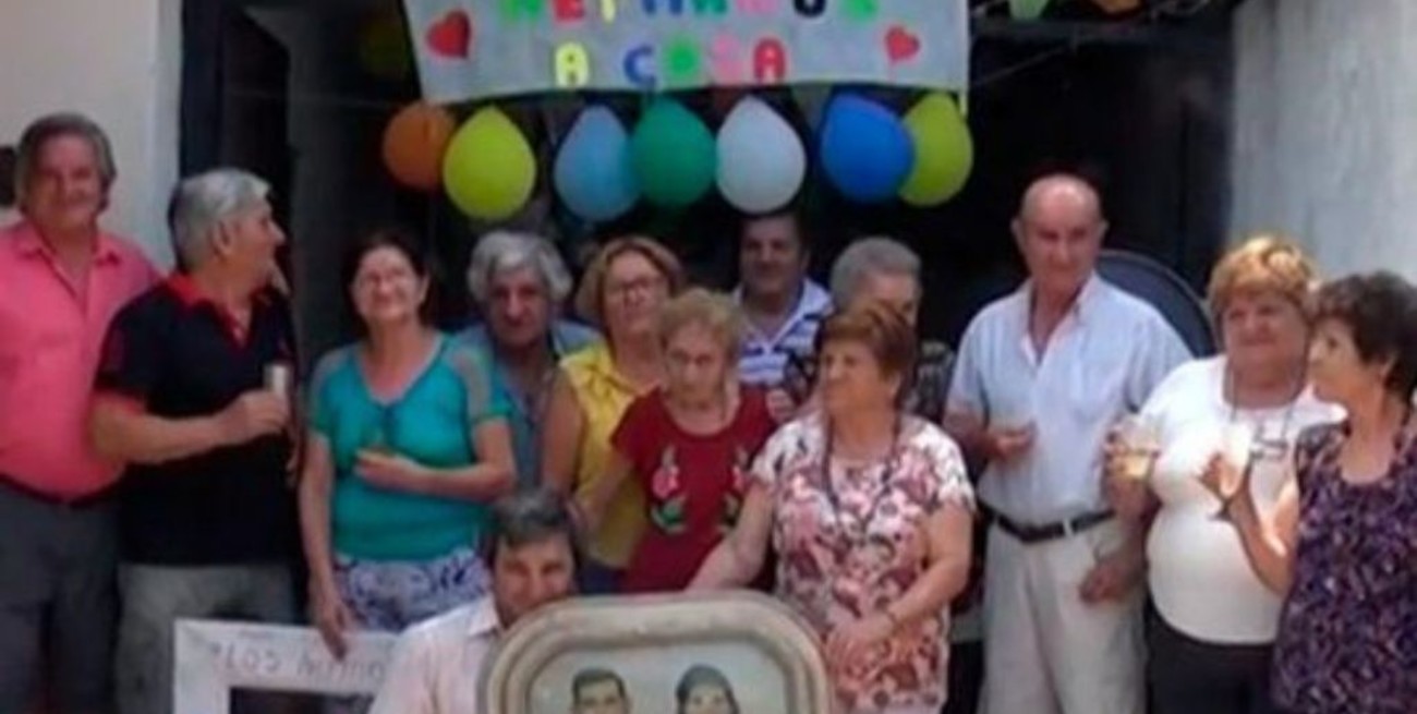 Murieron por Covid 4 de los 14 hermanos famosos que se habían reunido en Paraná