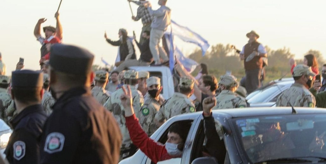 Proyecto Artigas abandonó el campo y Dolores Etchevehere fue detenida por unas horas