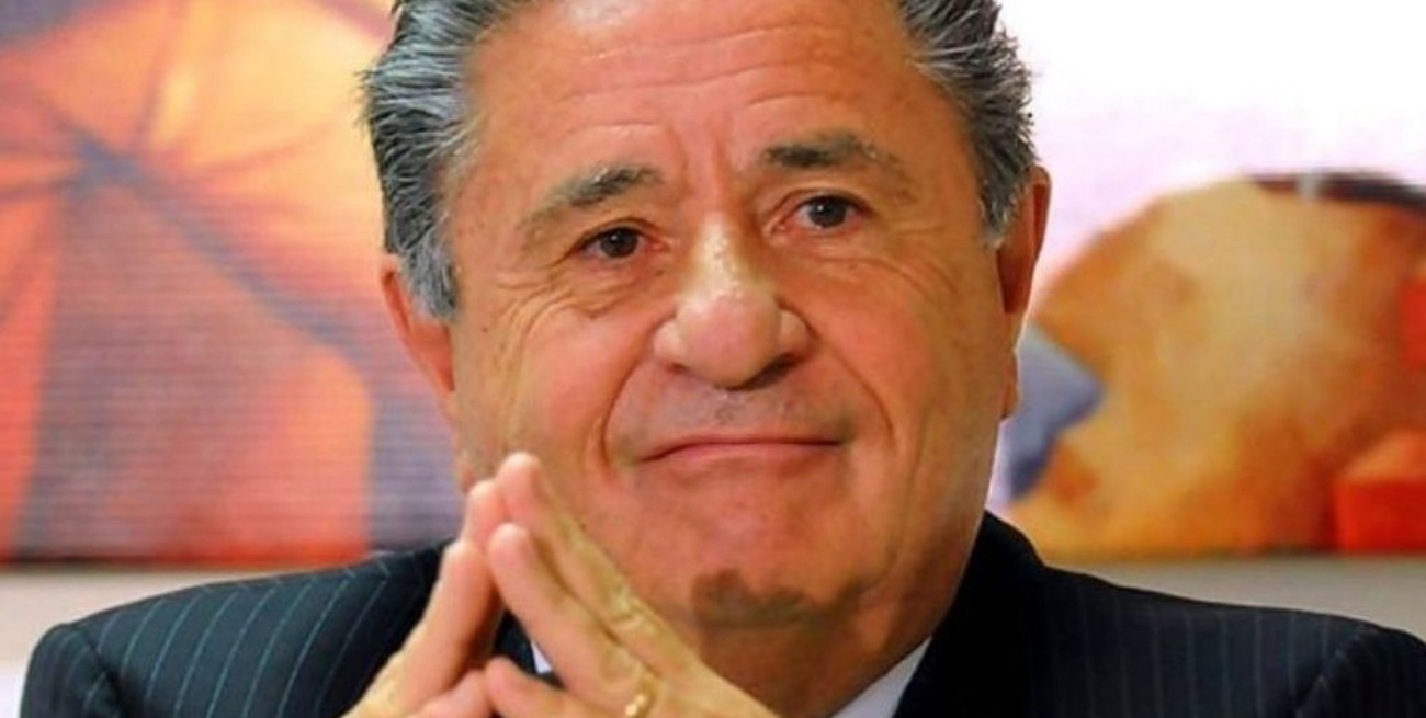 "Decir que el que depositó dólares recibiría dólares fue un error" dijo Duhalde