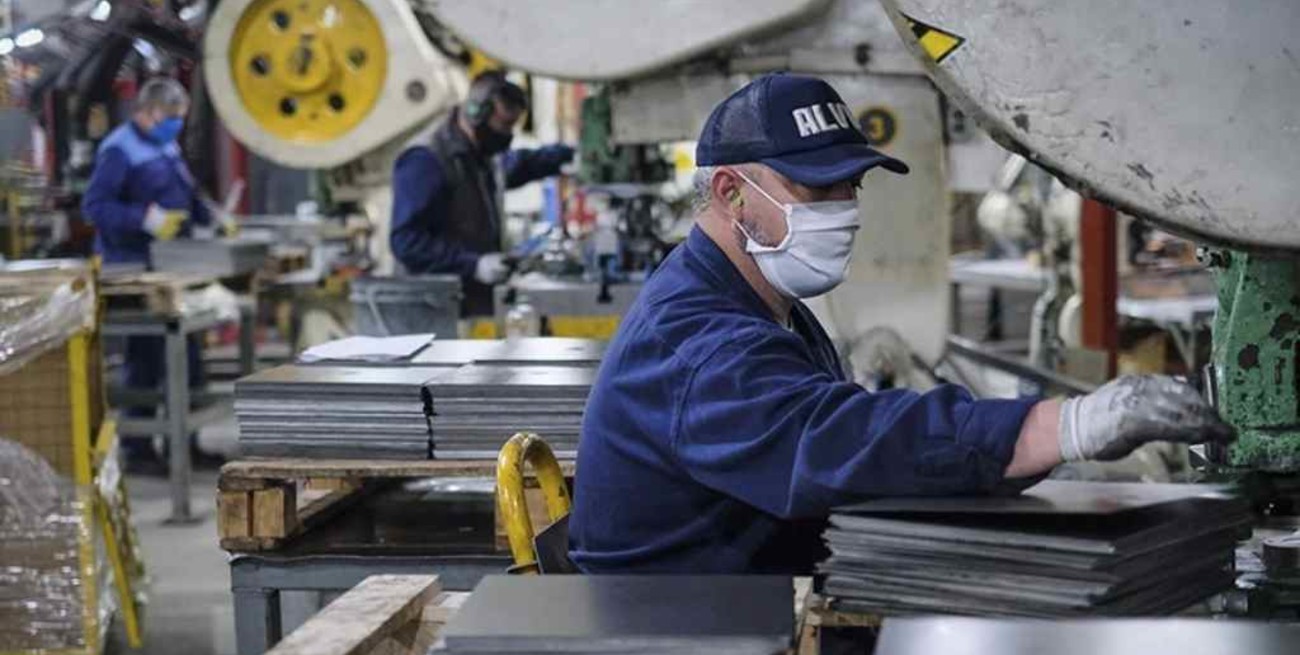 La industria recuperó fuerte el uso de la capacidad instalada   