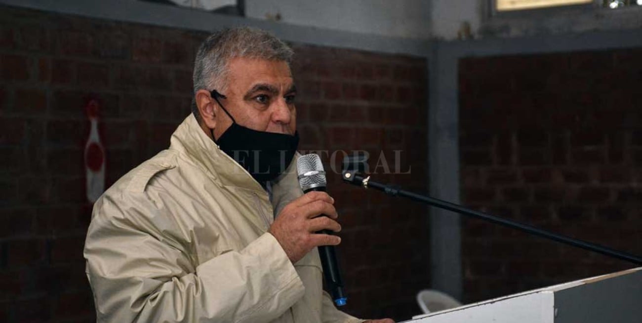 Héctor Acuña renuncia al servicio penitenciario