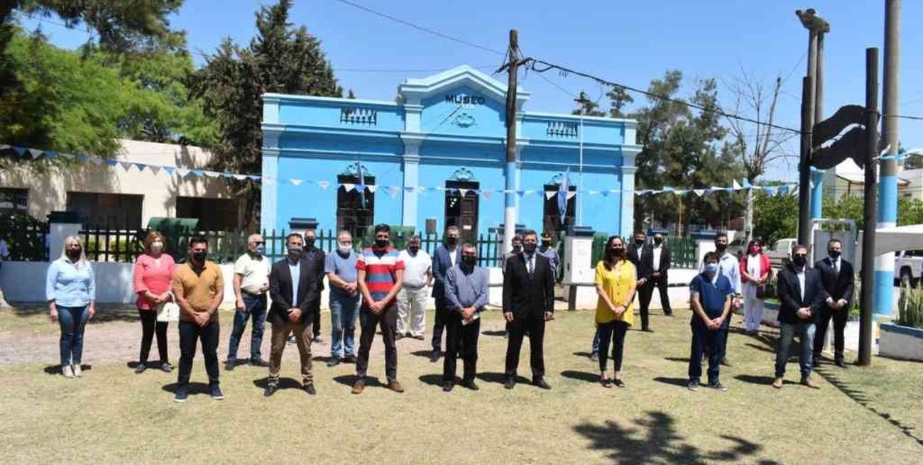Proyectan obras de energías renovables en clubes de Tostado