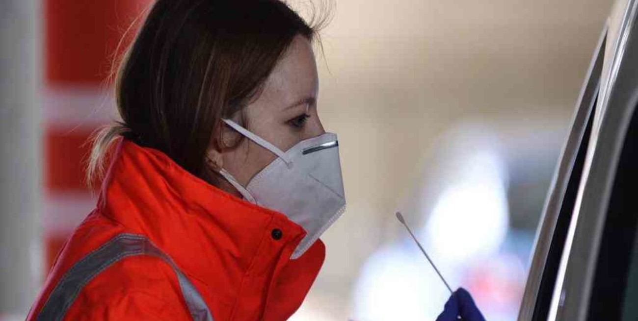 Islandia, el país que tiene la estrategia "única" en el mundo para testear a toda su población