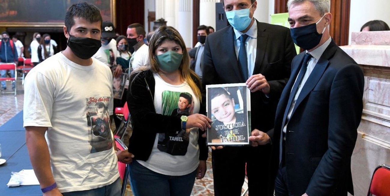 Massa y Meoni presentaron la Ley "Tahiel" para penar a quienes maten corriendo picadas