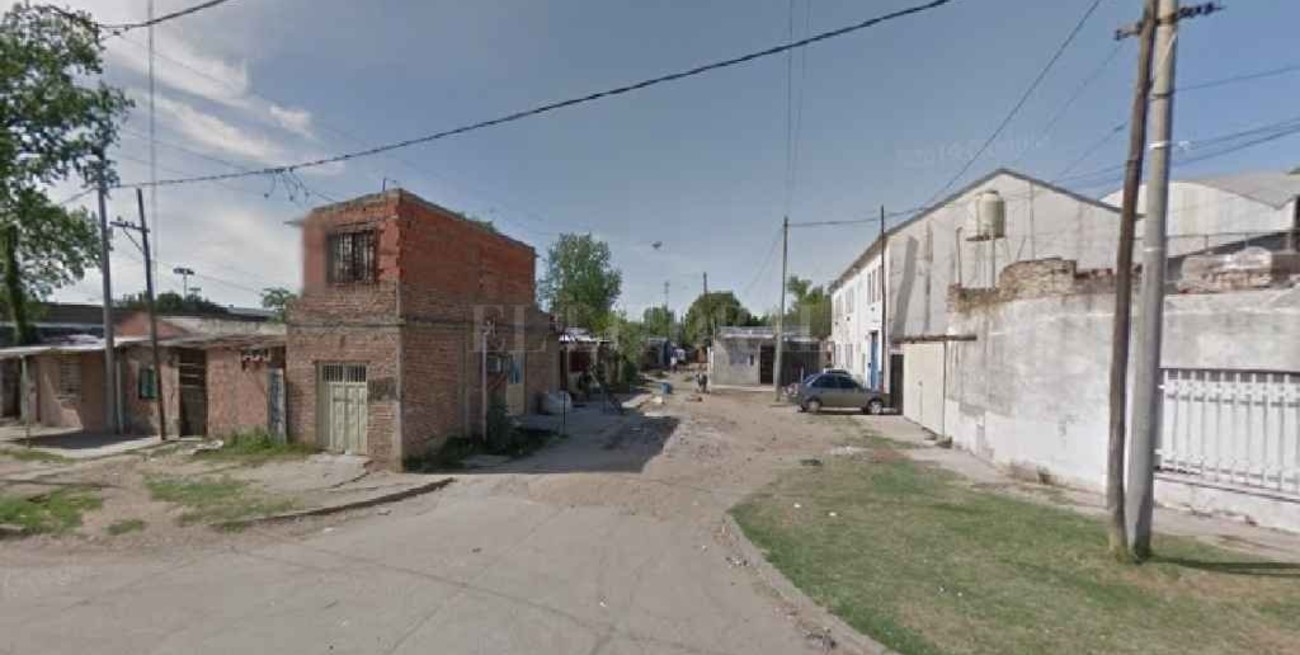 Rosario: sicarios en moto asesinan a un hombre en barrio Ludueña