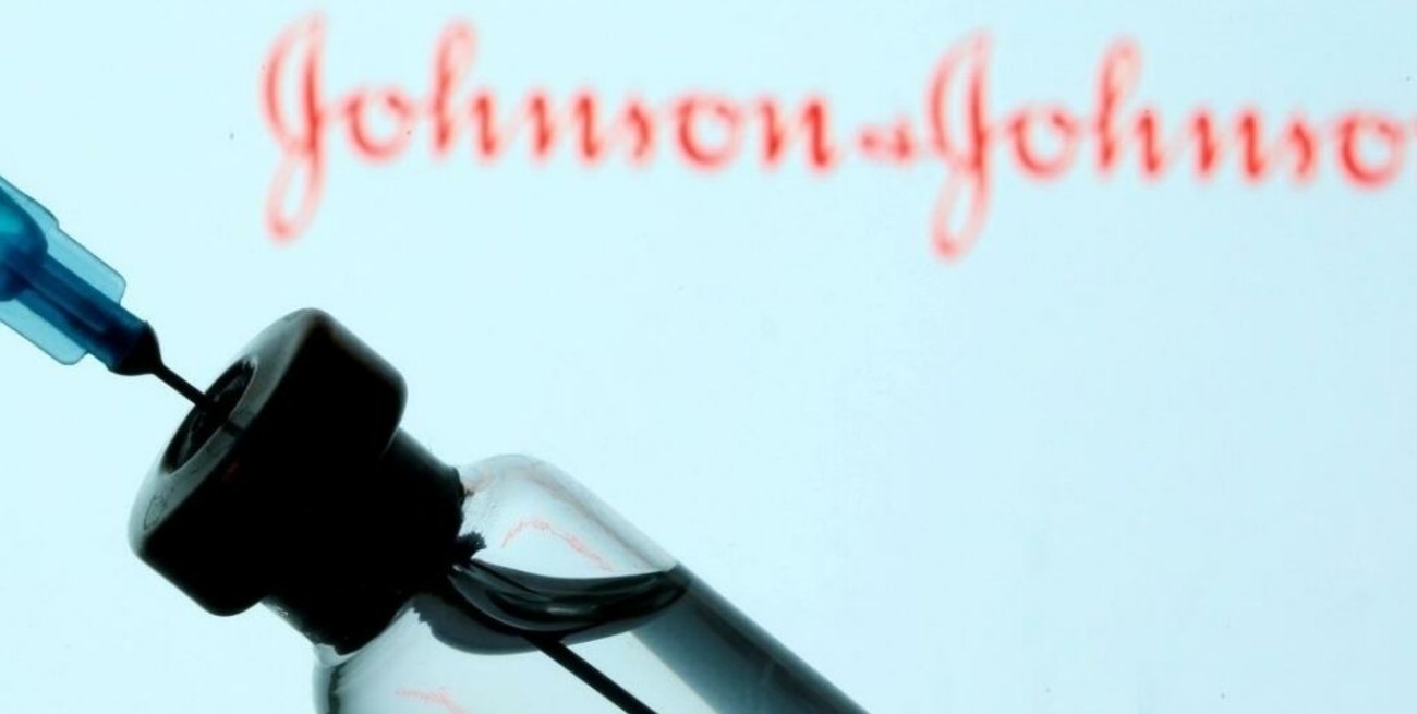 Johnson & Johnson anunció resultados preliminares de refuerzo de su vacuna