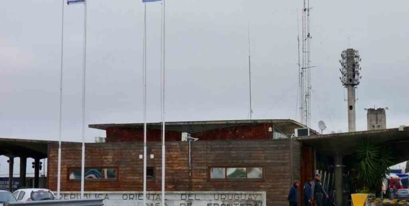 Uruguay analiza abrir las fronteras en septiembre a personas vacunadas