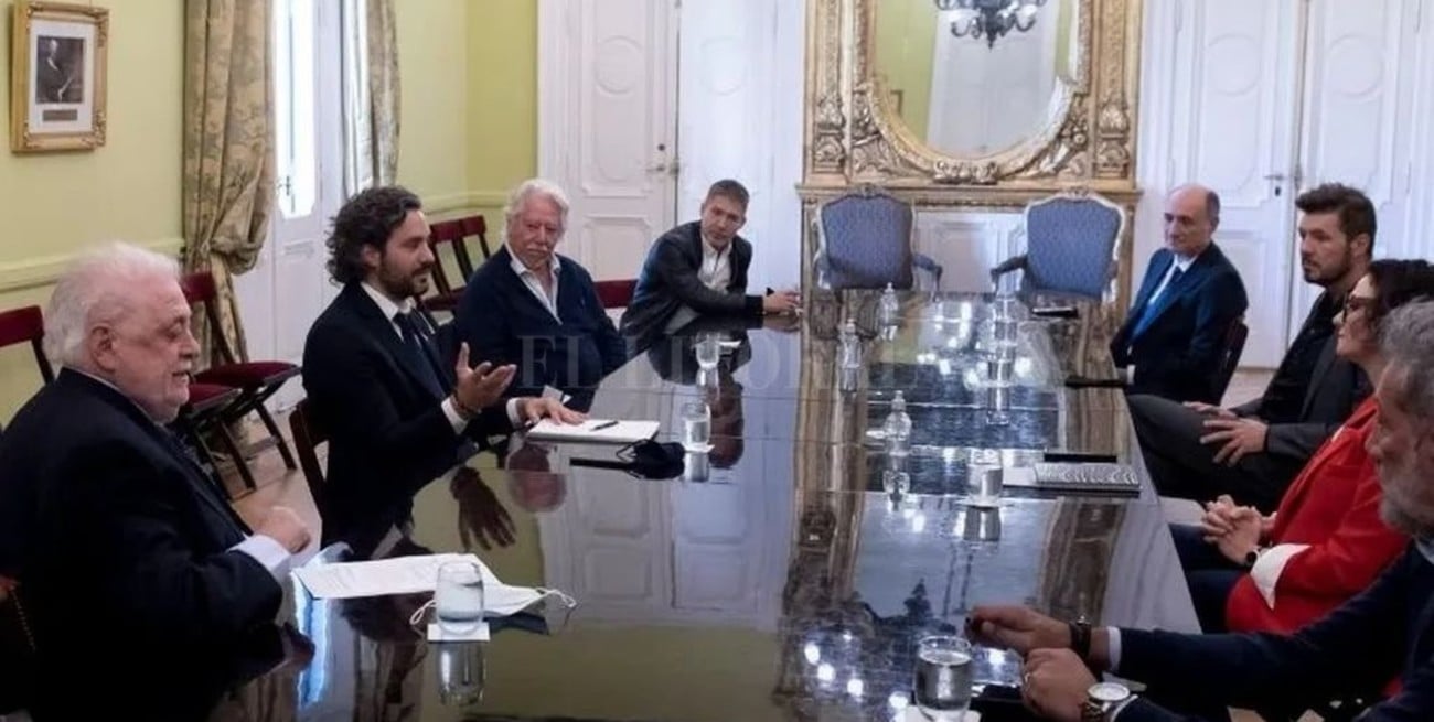 Marcelo Tinelli y Adrián Suar se reunieron con autoridades en la Casa Rosada