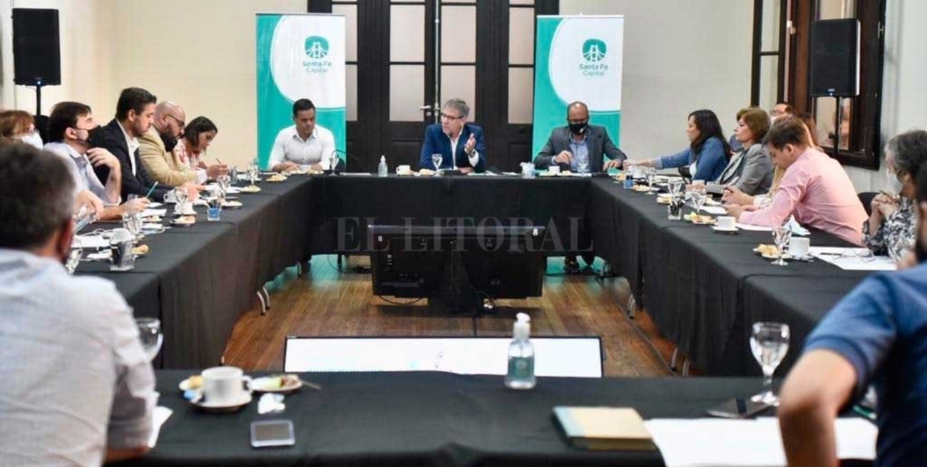 Jatón presentó el Presupuesto pos  pandemia, con un fuerte eje social