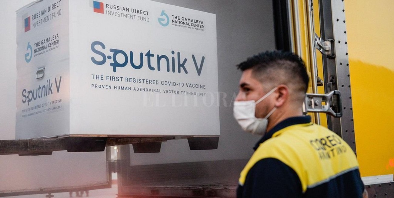 Con la última tanda de Sputnik, se termina de inocular al sector Salud