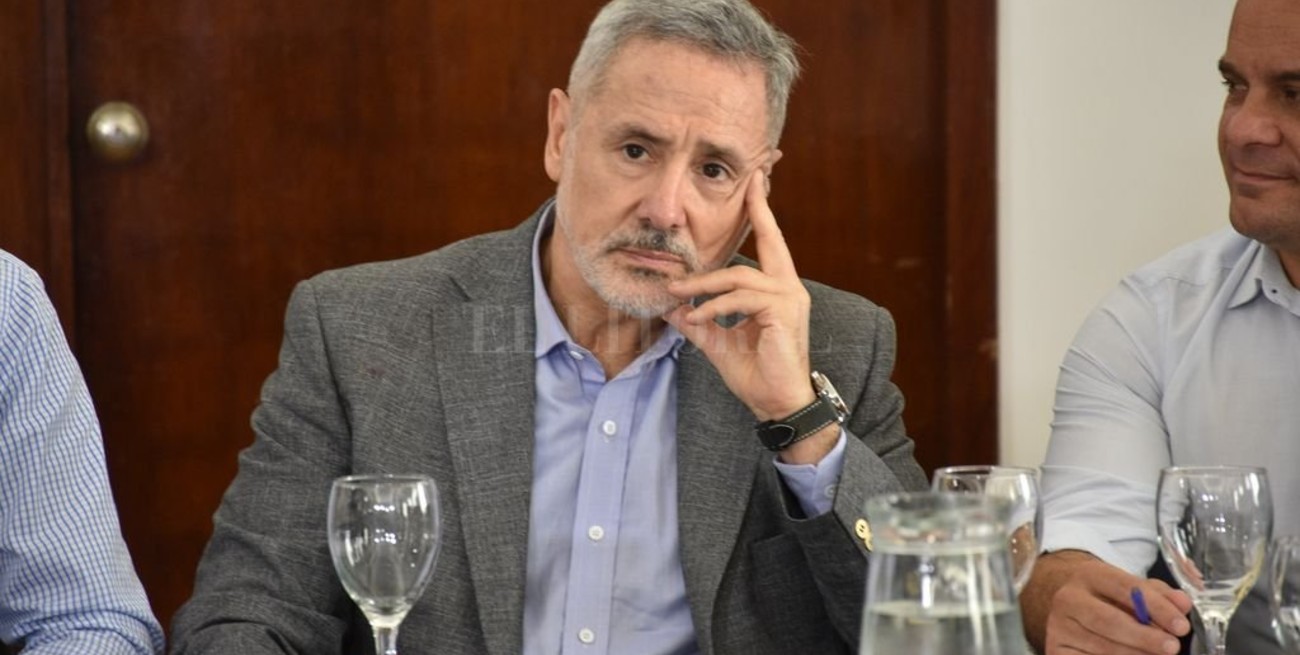 Piden la renuncia del Ministro de Seguridad de Santa Fe por relativizar los ataques a silobolsas