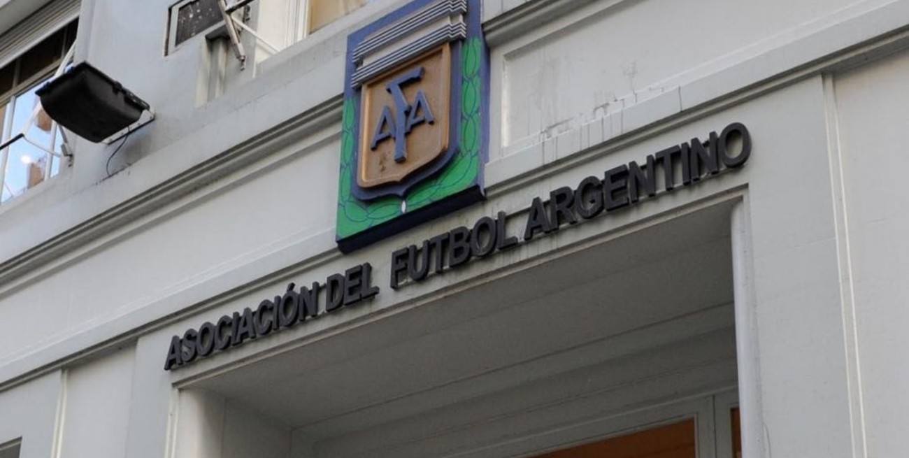 Estudiantes, Gimnasia y Villa San Carlos se sumaron a la campaña de la AFA sobre donación de plasma