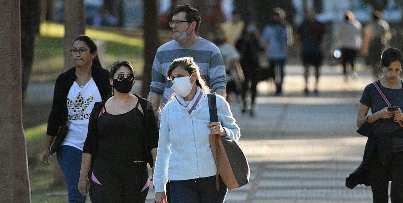 Covid: la provincia de Santa Fe reportó la cifra récord de 3.961 casos y superó los 350 mil infectados