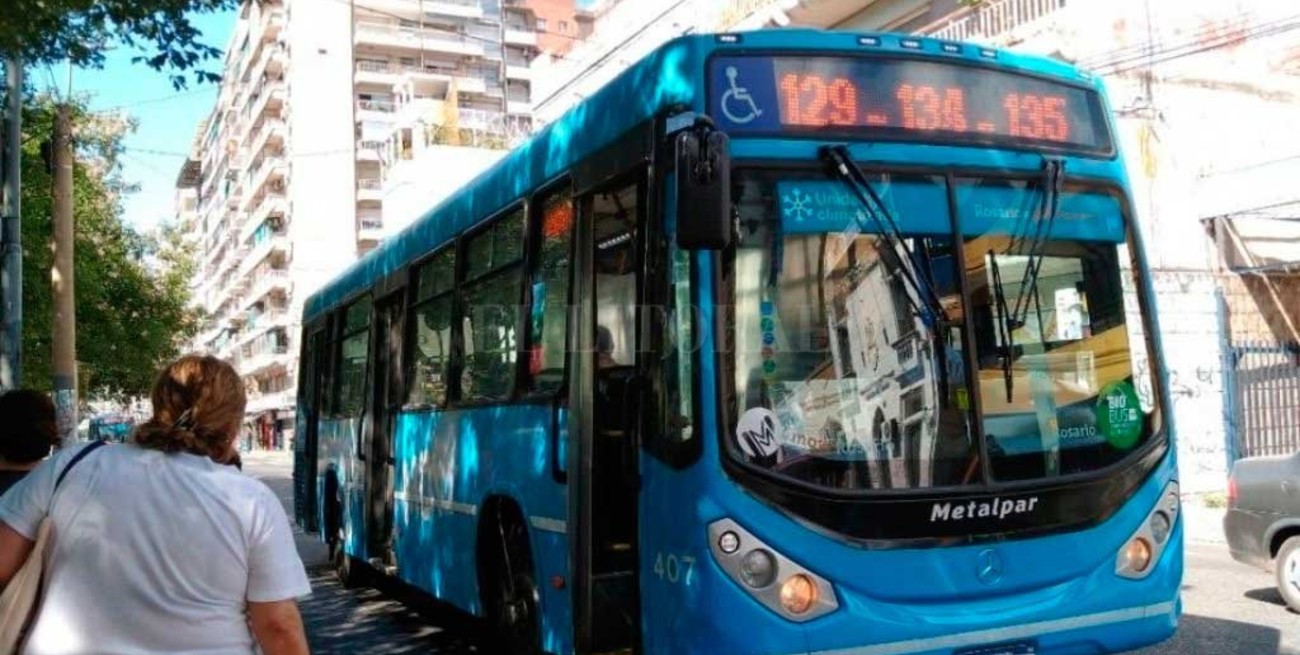 El paro de transporte en Rosario ya afecta a más de 100.000 personas