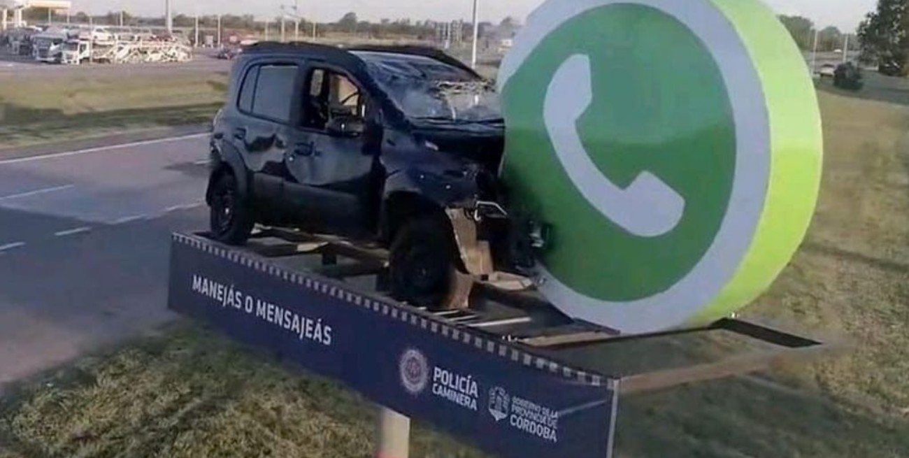 La original campaña de concientización de la policía caminera de Córdoba