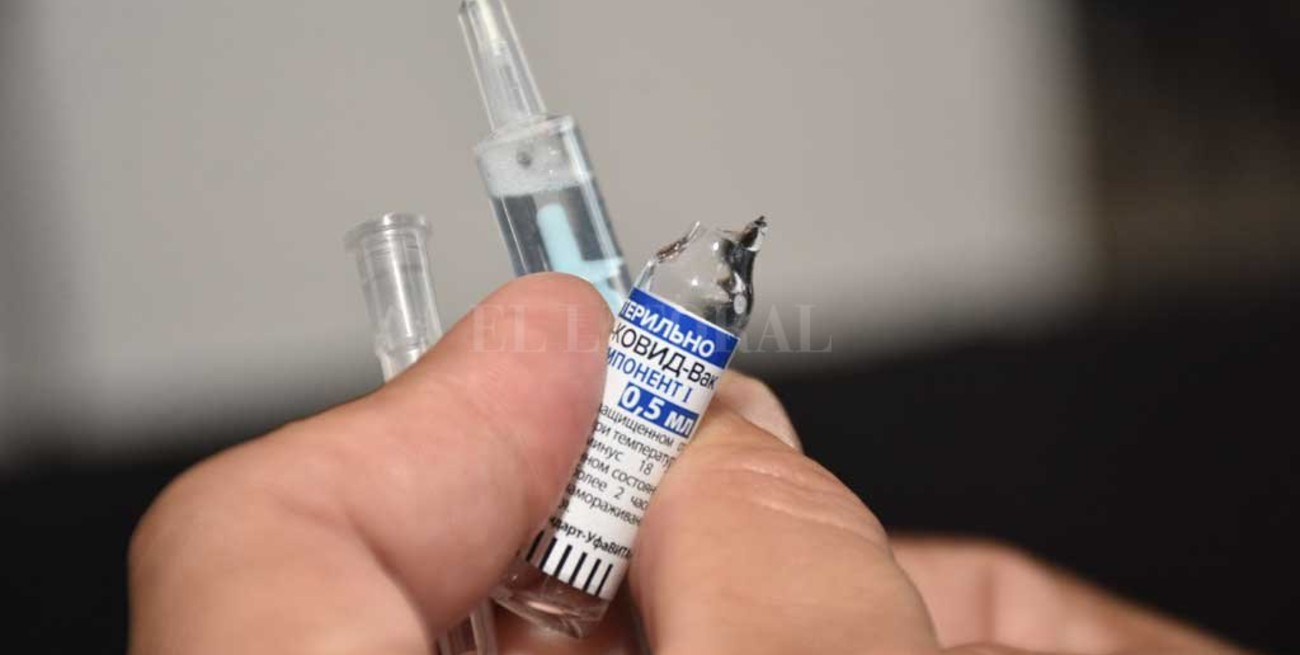 En Santa Fe quedan menos de 30 mil vacunas