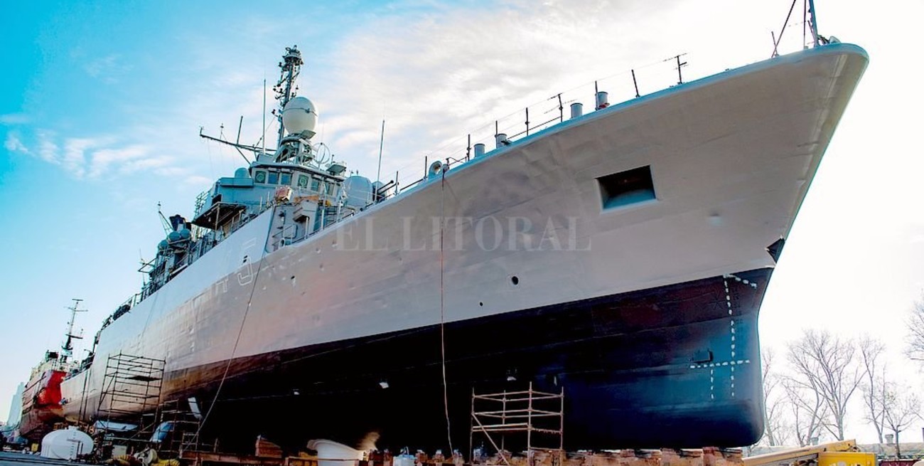 Entregaron a la Armada Argentina el primer buque reparado en el astillero Tandanor