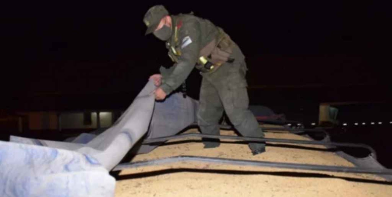 Corrientes: secuestraron 29 toneladas de soja, 8.000 dólares y casi $ 2 millones sin declarar