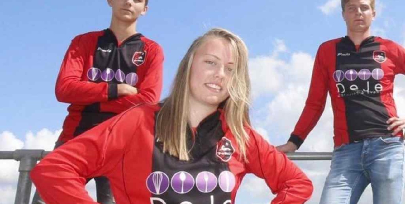 Ellen Fokkema será la primera mujer que jugará en un equipo de fútbol masculino en Países Bajos 