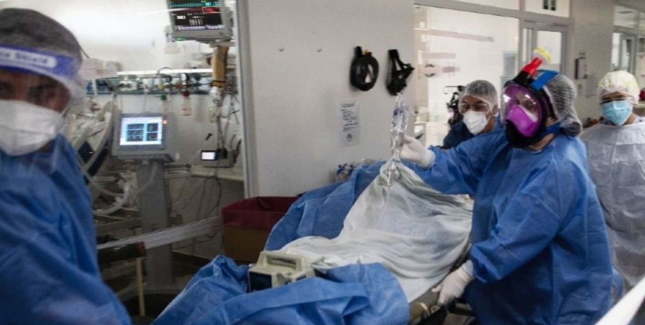 Disminuyen contagios en Córdoba y se mantiene el promedio del 80% en la ocupación de camas críticas