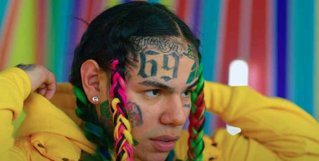 El artista Tekashi 6ix9ine reveló que fue internado por sobredosis de cafeína y pastillas