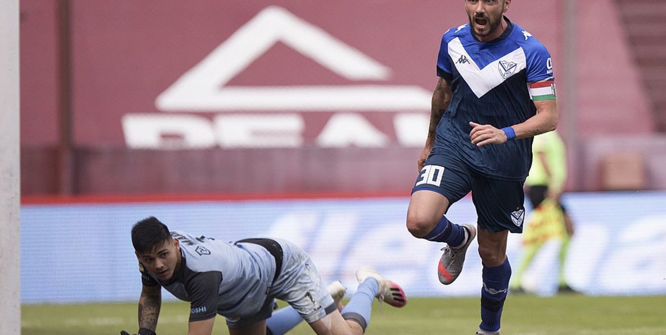 Vélez se lo dio vuelta a Lanús y es el primer clasificado a los cuartos de final