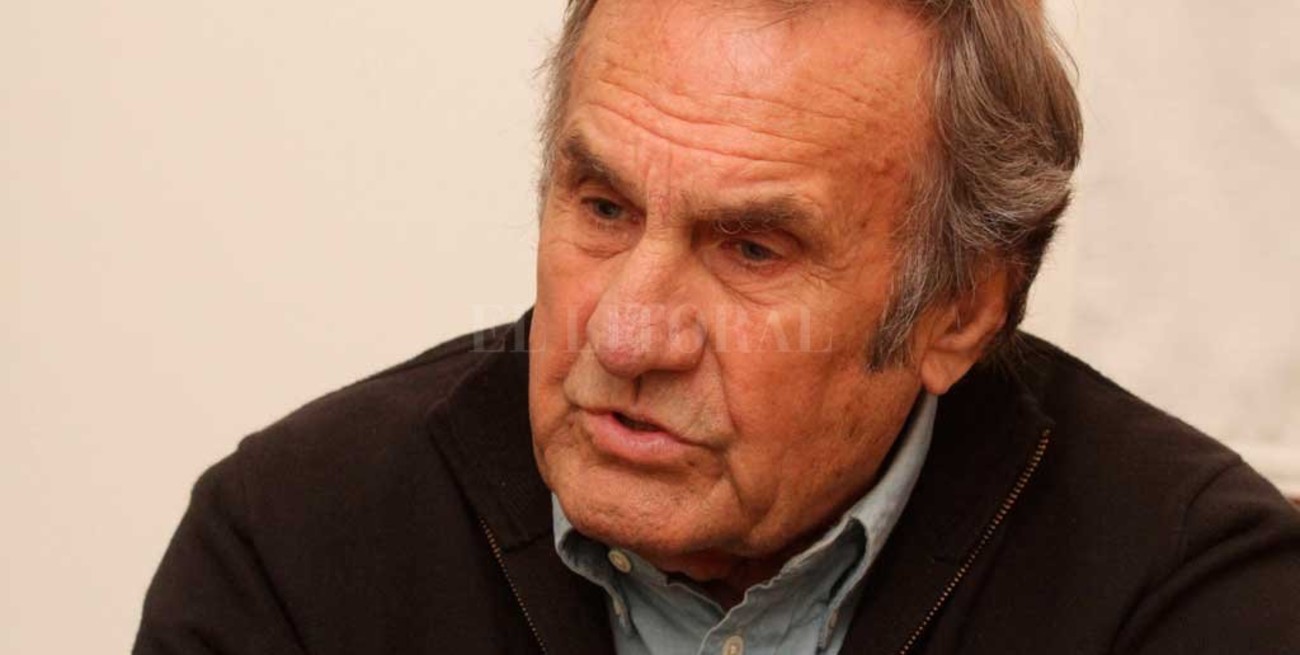 Empeoró la salud de Reutemann y volvió a terapia intensiva