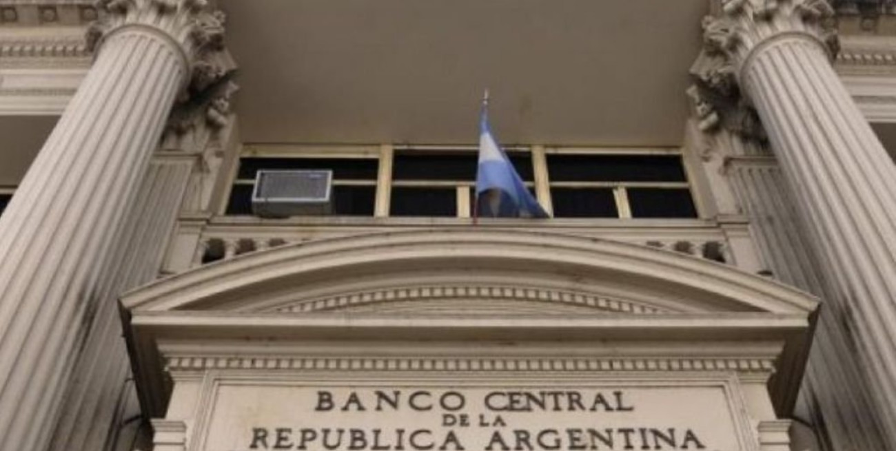 El Banco Central anunció créditos blandos para que Pymes paguen los sueldos