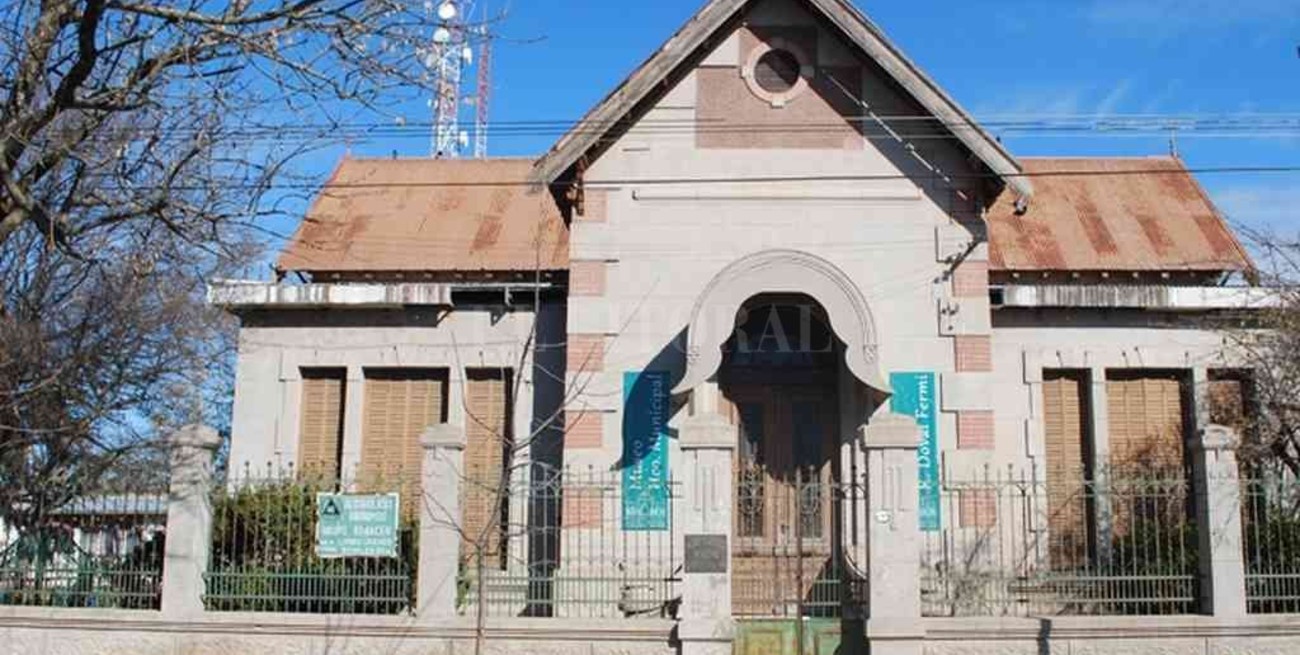 Expectativa en Sastre por la llegada de la muestra inspirada en la vida de gliptodontes en la región