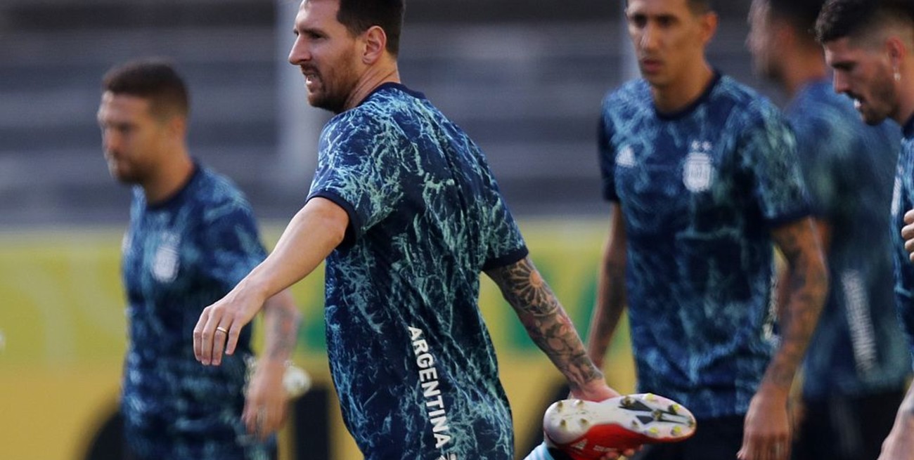 "Chiqui" Tapia confirmó que la delegación argentina se prepara para viajar a Buenos Aires