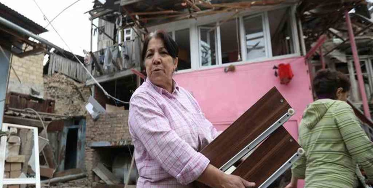 Por el conflicto con Azerbaiyán, la mitad de la población de Nagorno Karabaj ha sido desplazada 