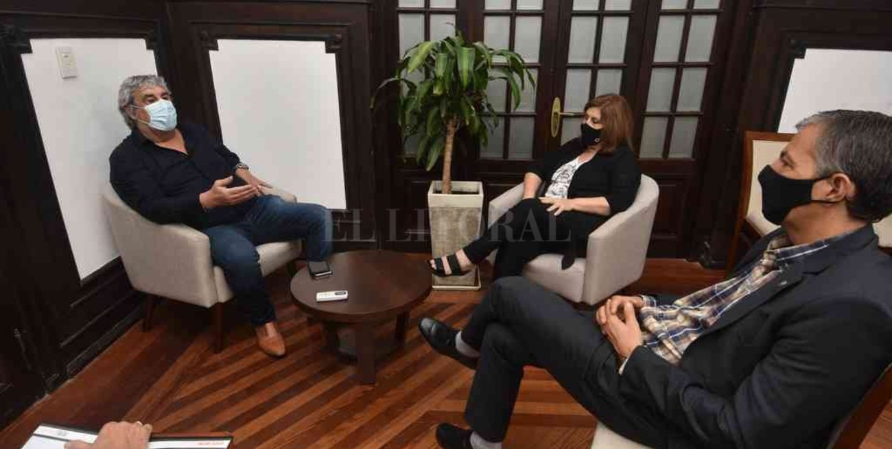 Gobierno ratificó a los docentes la propuesta salarial