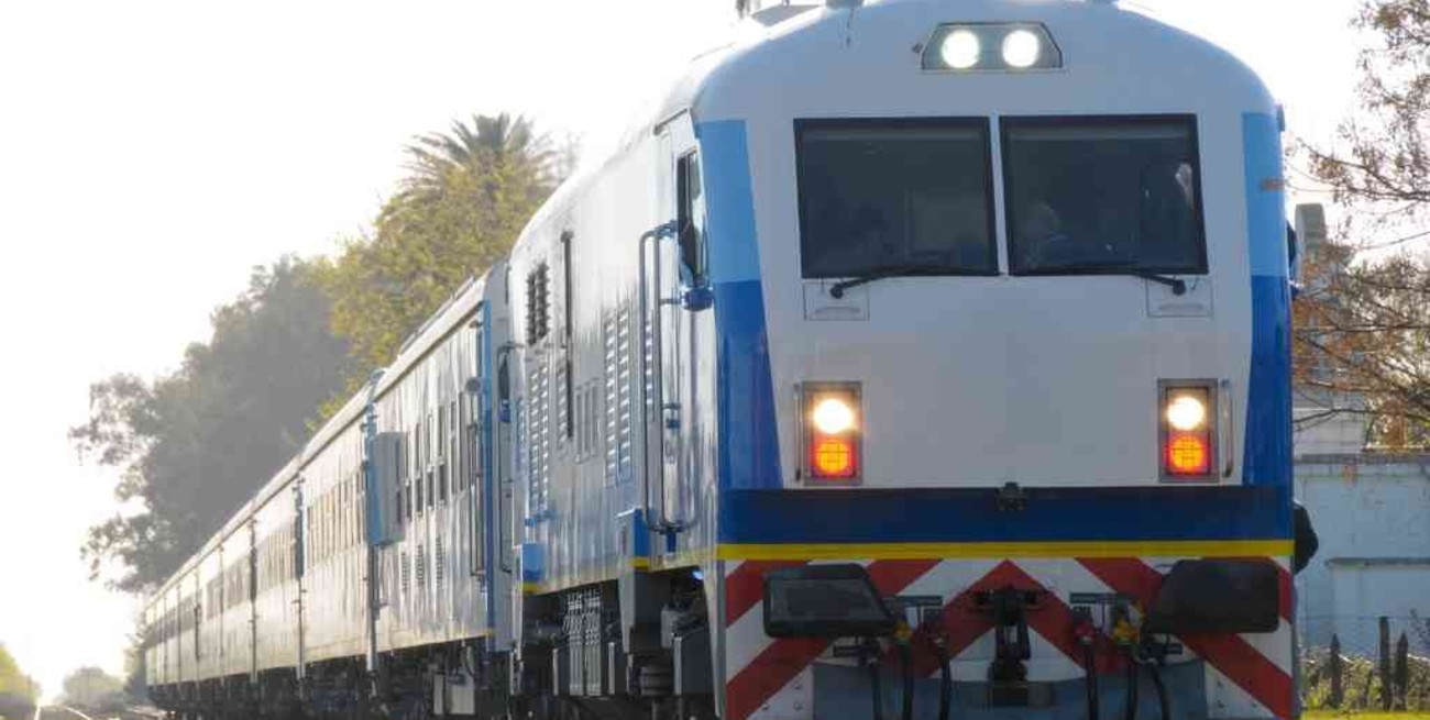 Proponen el regreso del tren de pasajeros entre Rosario y Santa Fe