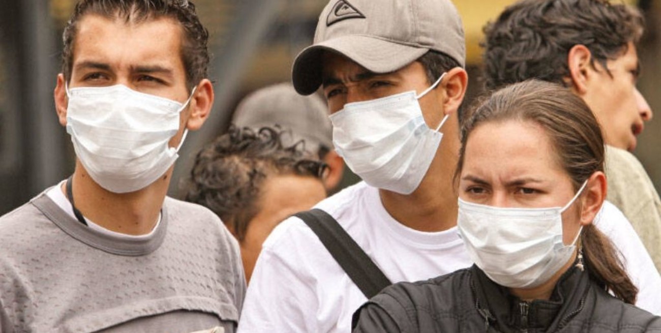 Un especialista explica por qué en Colombia la mayoría de los casos de coronavirus son en jóvenes