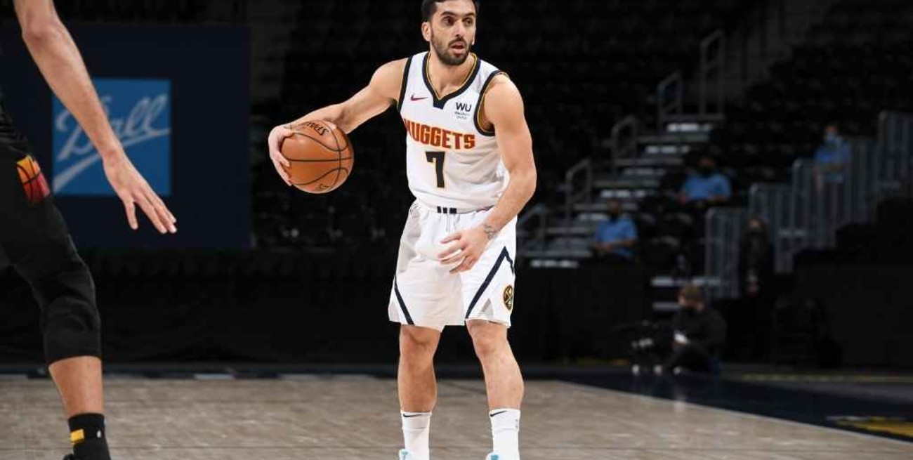 Preocupación para los Denver Nuggets: Campazzo jugó solo dos minutos y salió por un dolor en la rodilla 