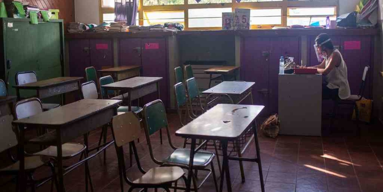 Córdoba inicia dos semanas de restricciones y sin clases presenciales