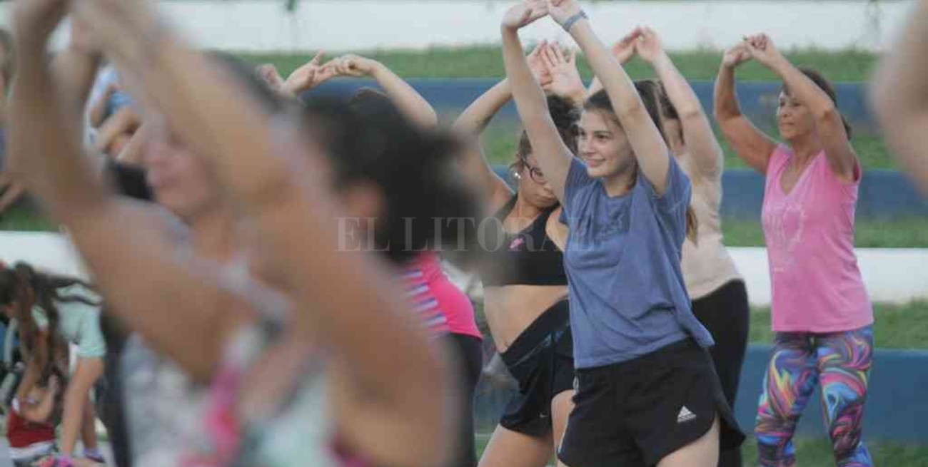 Gran cantidad de vecinos disfrutan de los talleres y actividades culturales en San Carlos Norte