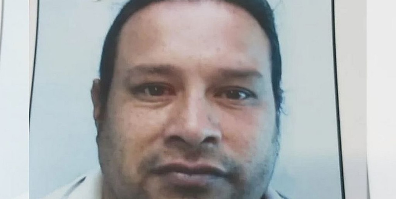 Lo buscan por haber abusado de su hija de 17 años en Mar del Plata