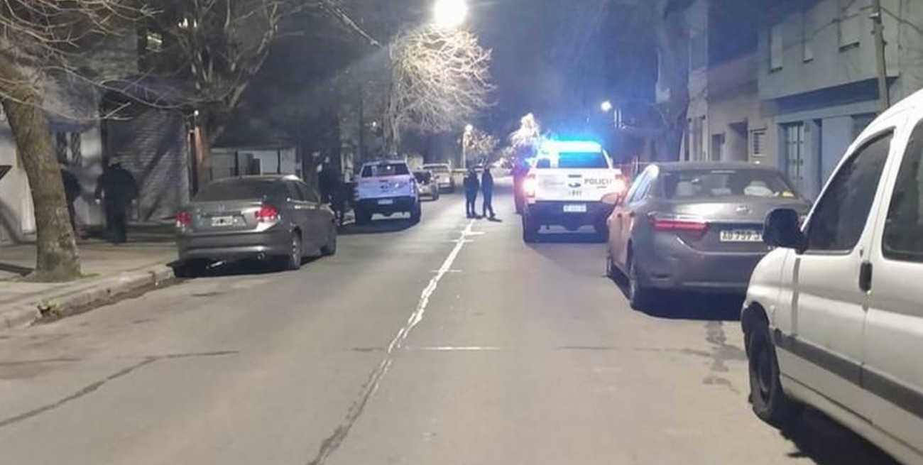 Custodios de Hebe de Bonafini se tirotearon con motochorros 