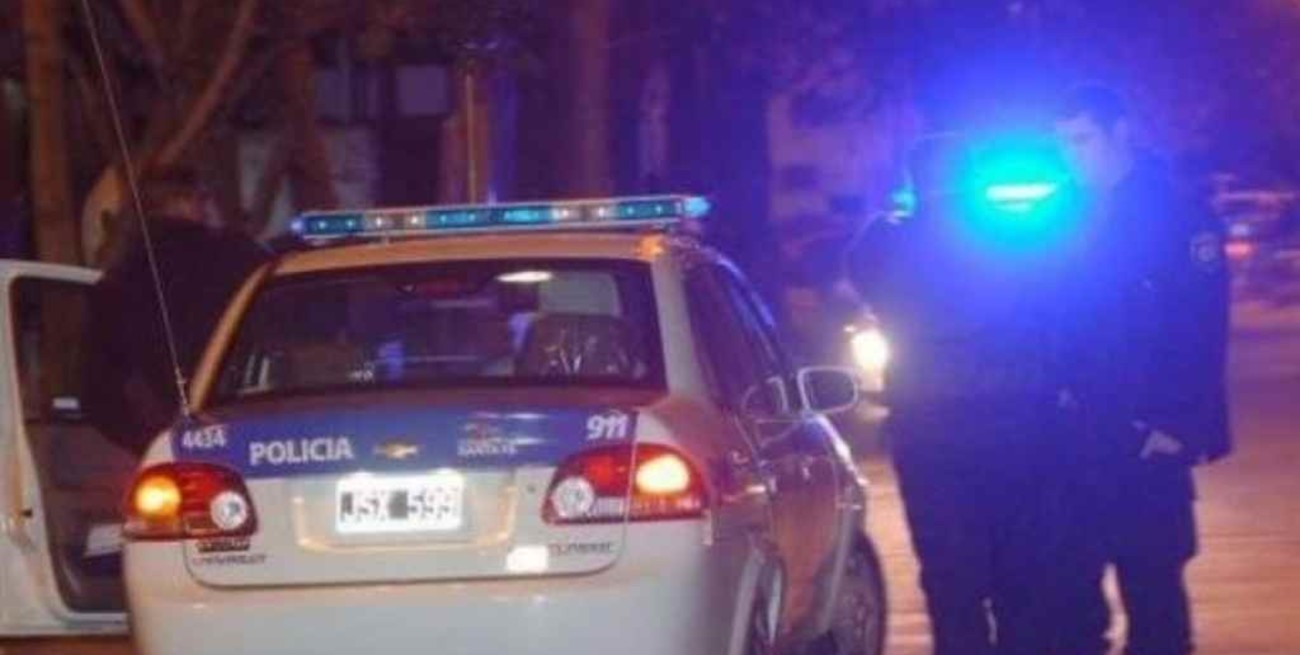 Baleados por un policía que evitó el robo a sus vecinos