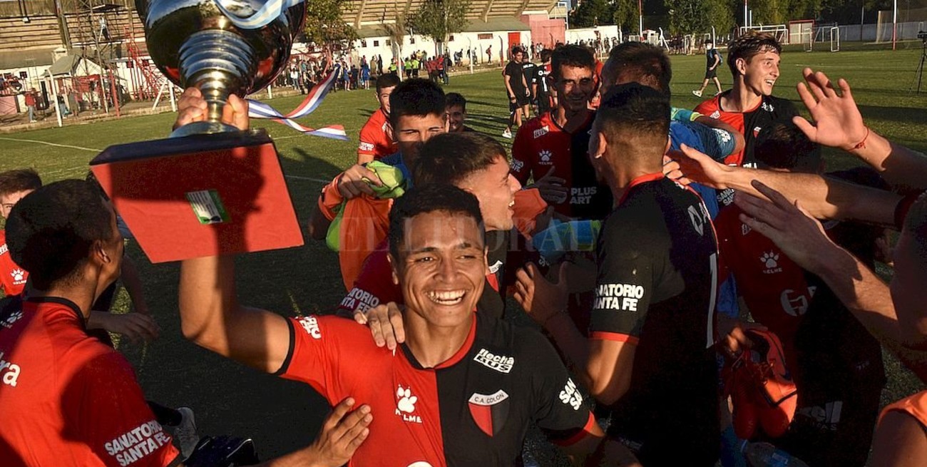 Colón pegó, aguantó y festejó