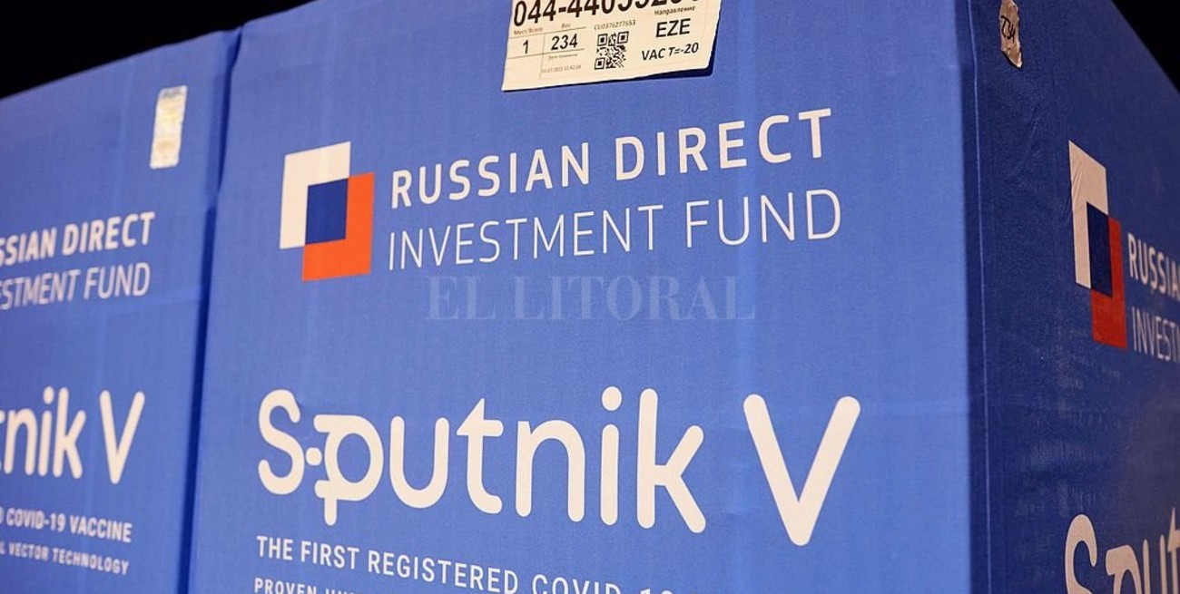 Llegarán más de 100 mil dosis de Sputnik y Sinopharm a la provincia de Santa Fe