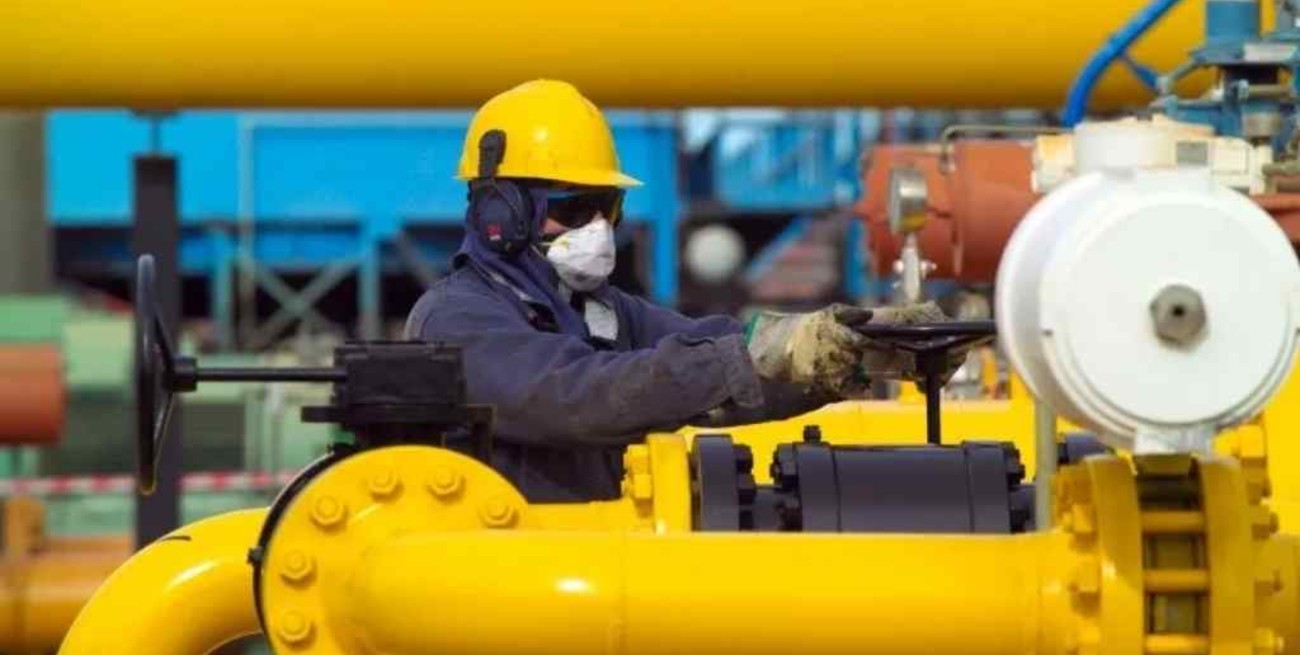 Denuncian las Pymes un fuerte aumento del gas  