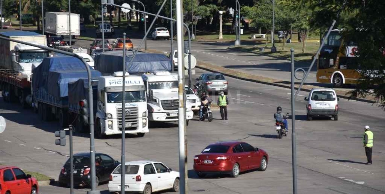 Sin bloqueo pero con impasse: evalúan "auxilios económicos" como solución