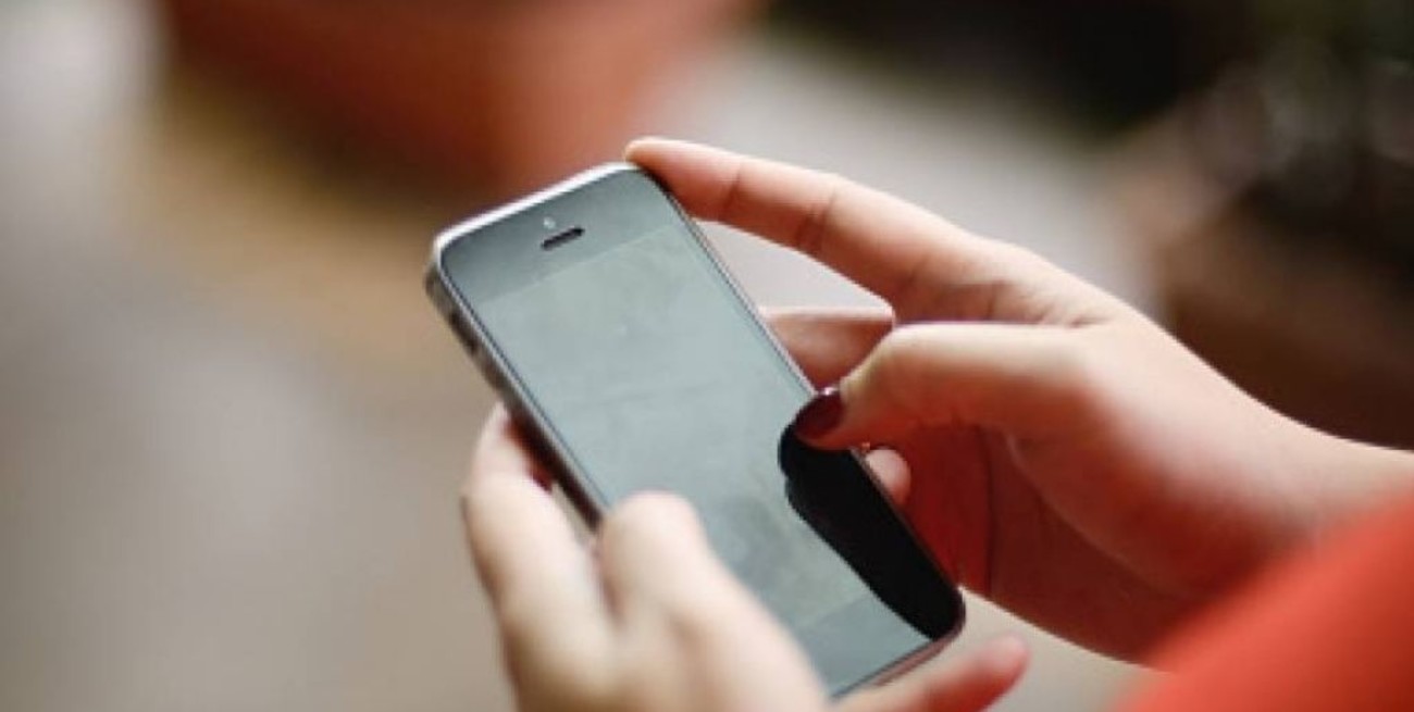 Pagó 200 mil pesos tras ser extorsionado con sus fotos íntimas