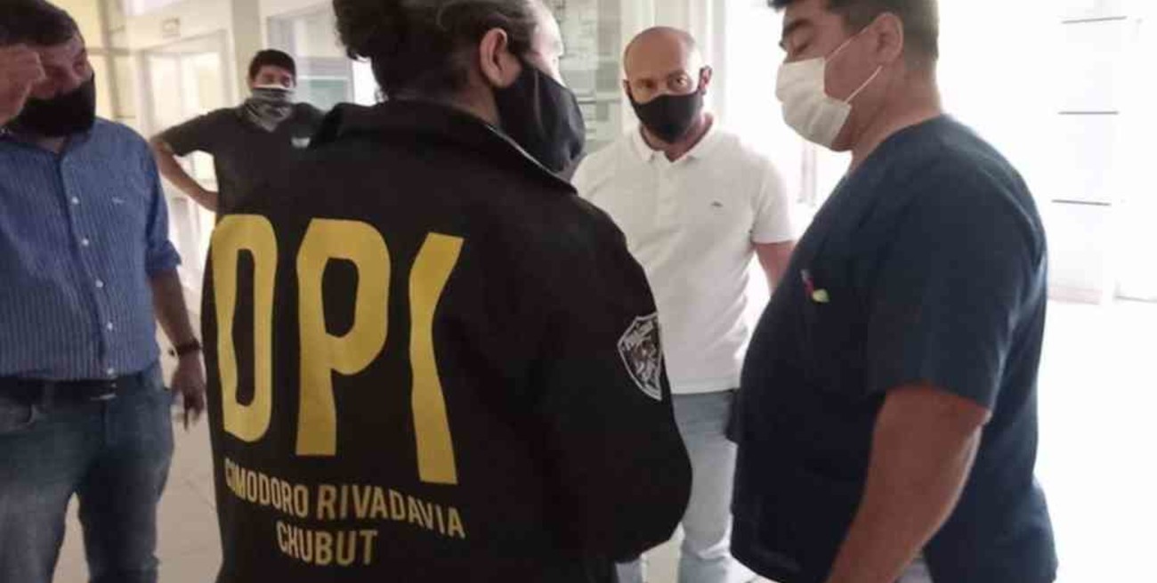 Varios allanamientos por el robo de vacunas en Comodoro Rivadavia