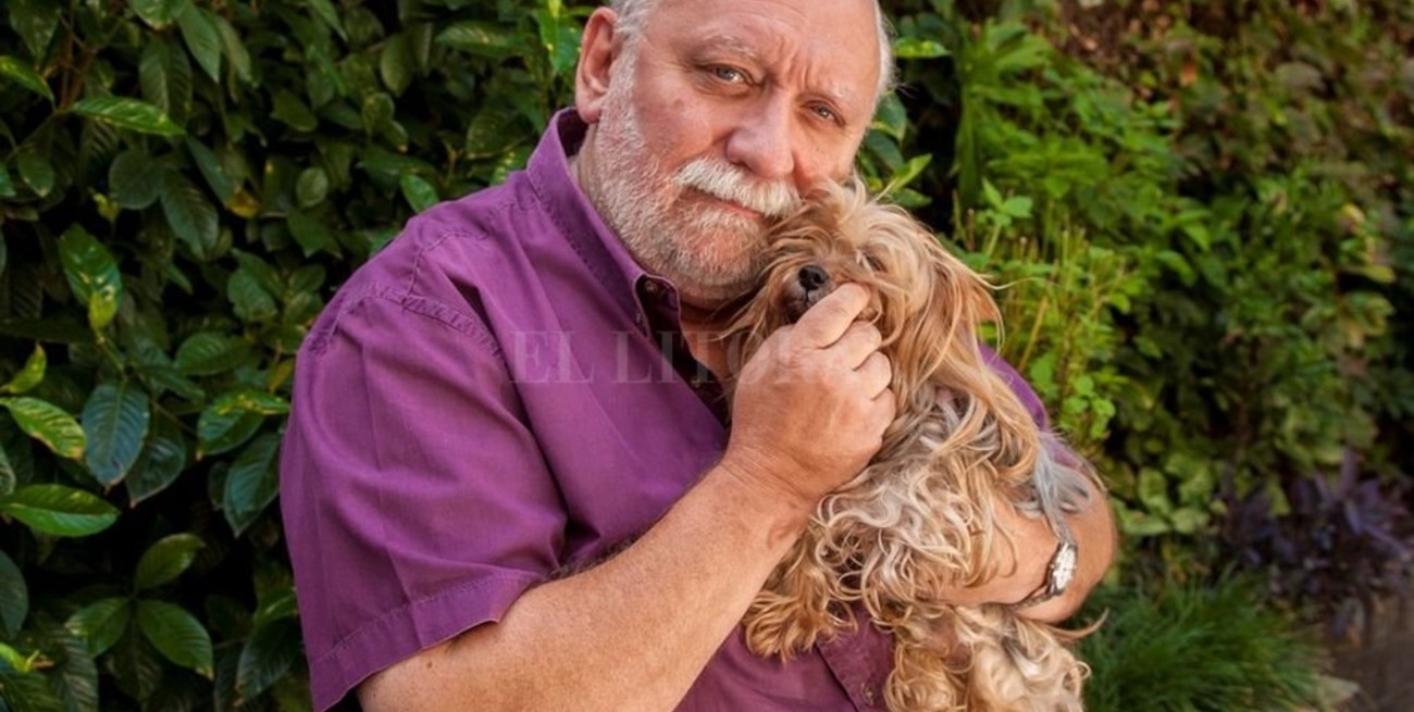 El Dr. Romero dijo que Macri "dejó vencer 8 millones de pares de guantes estériles"