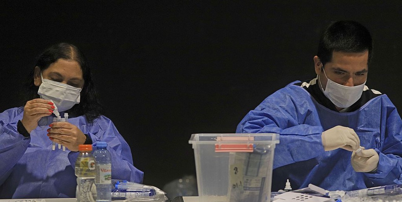 Covid: Argentina sumó 638 fallecidos y 22.673 nuevos contagios