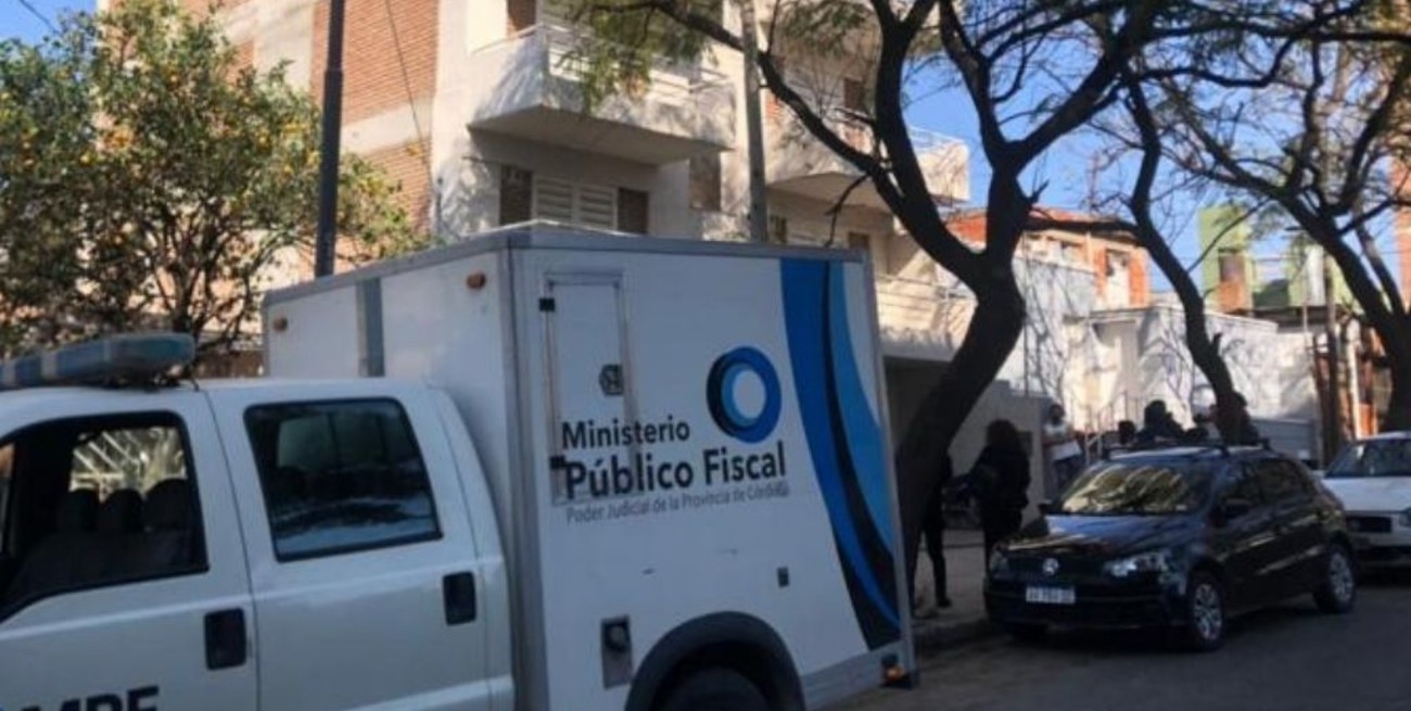 Falleció un pintor tras caer de un cuarto piso en Córdoba
