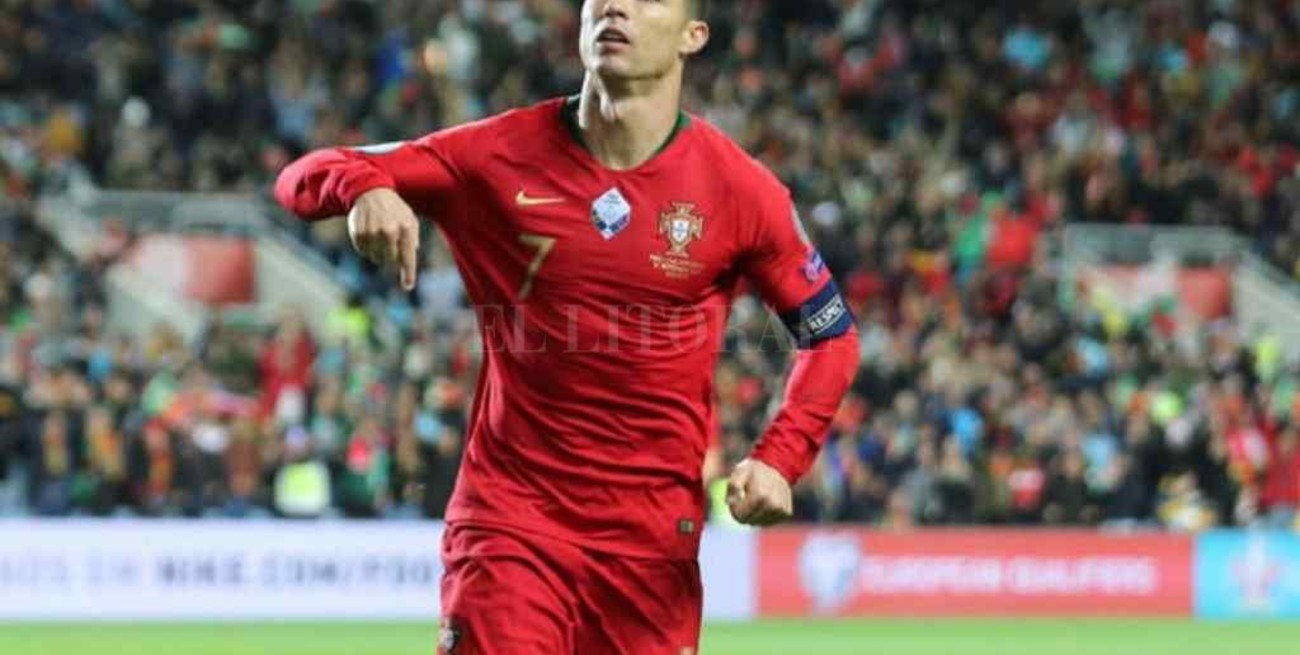 Cristiano Ronaldo se convirtió en el máximo goleador a nivel selecciones de la historia